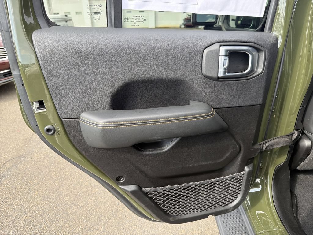 Used 2024 Jeep Wrangler Unlimited Sahara w/ Safety Group AWD/4WD image 13
