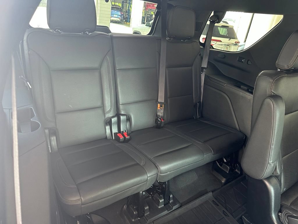 Used 2023 Chevrolet Tahoe High Country AWD/4WD image 41