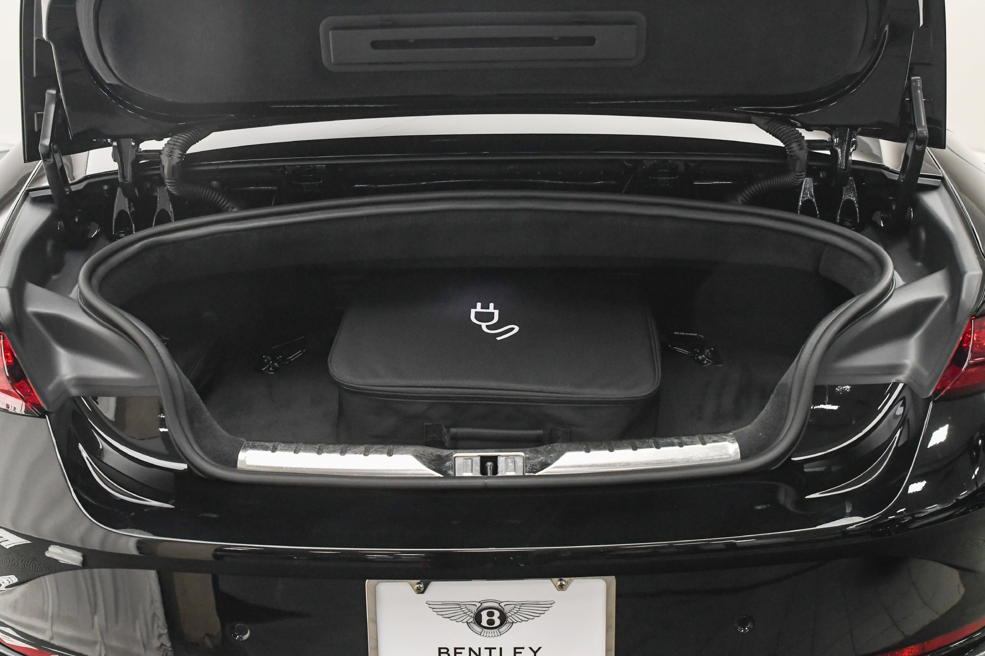 New 2026 Bentley Continental GT AWD/4WD image 11