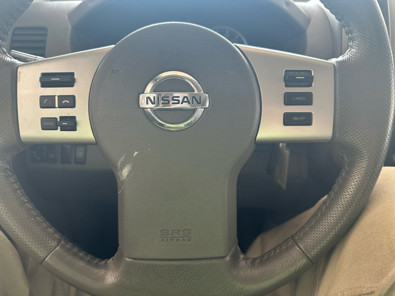 Used 2013 Nissan Frontier SL image 49