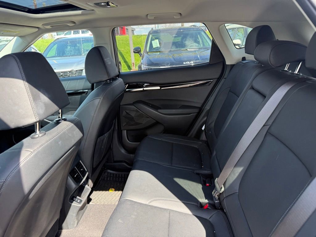 Certified 2024 Kia Seltos EX image 20