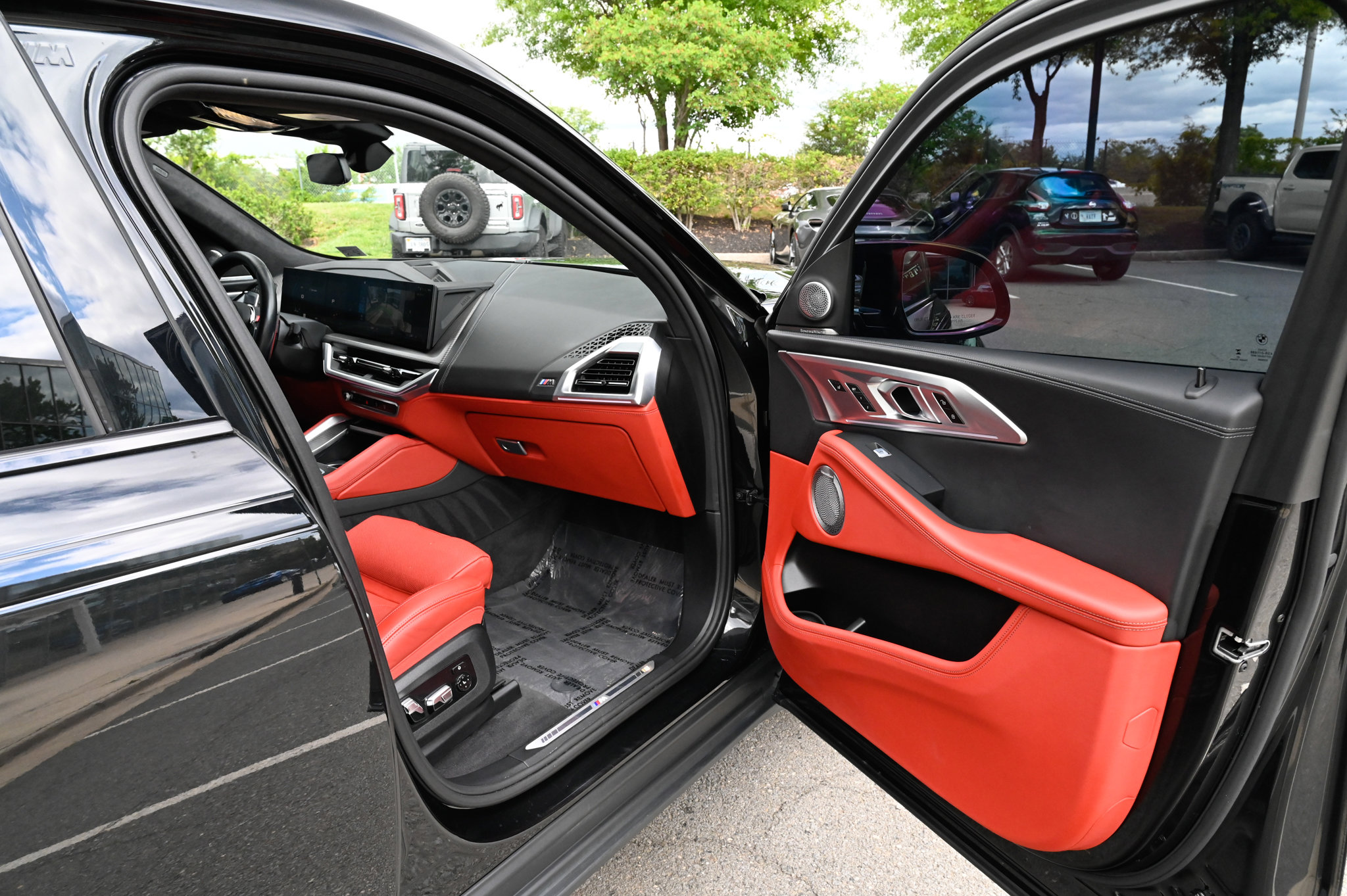 Used 2023 BMW XM AWD/4WD image 50