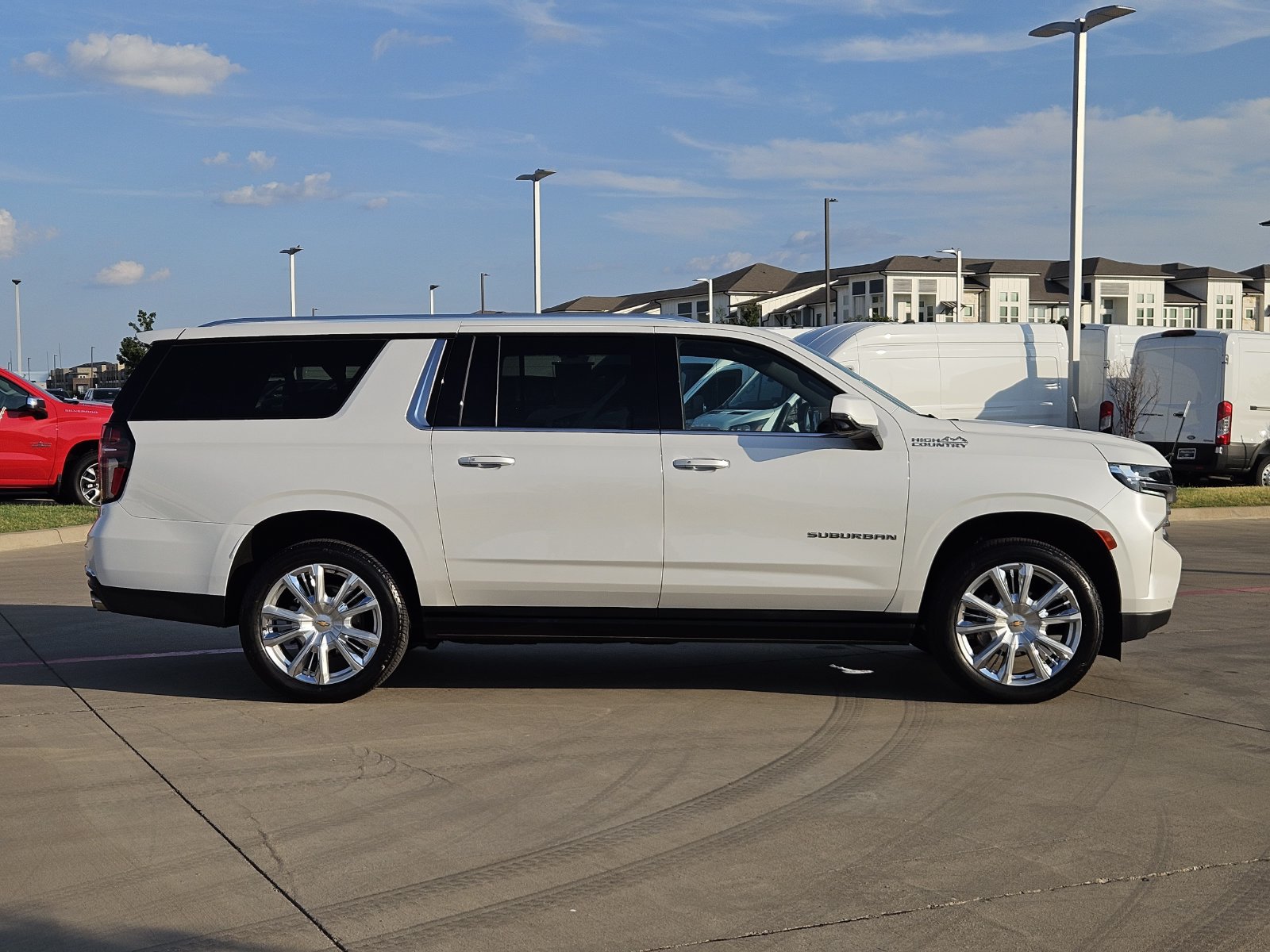 Certified 2023 Chevrolet Suburban High Country AWD/4WD image 7