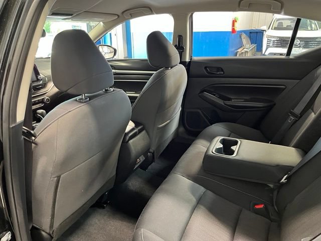 Used 2023 Nissan Altima 2.5 SV FWD image 17