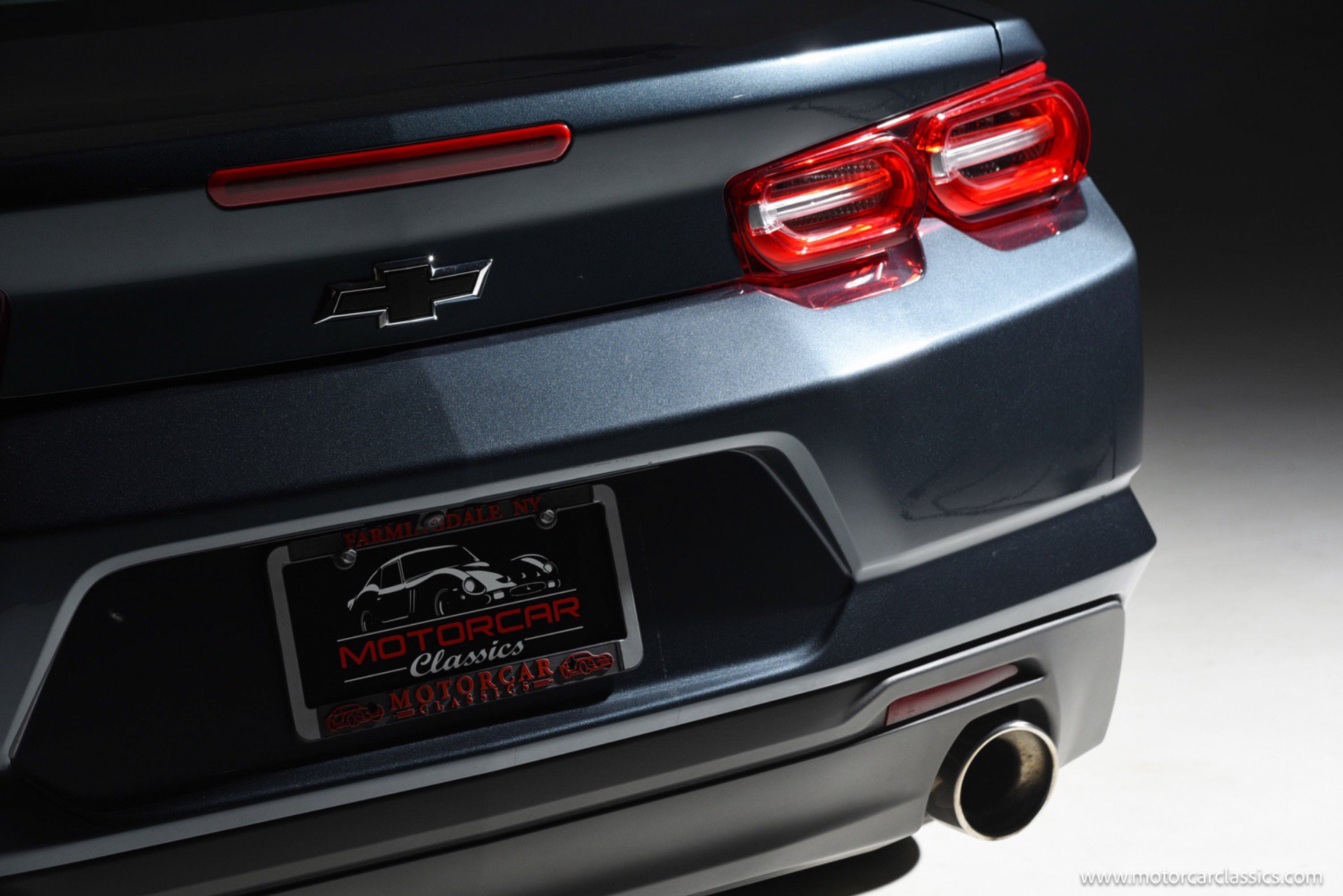 Used 2021 Chevrolet Camaro LT RWD image 18
