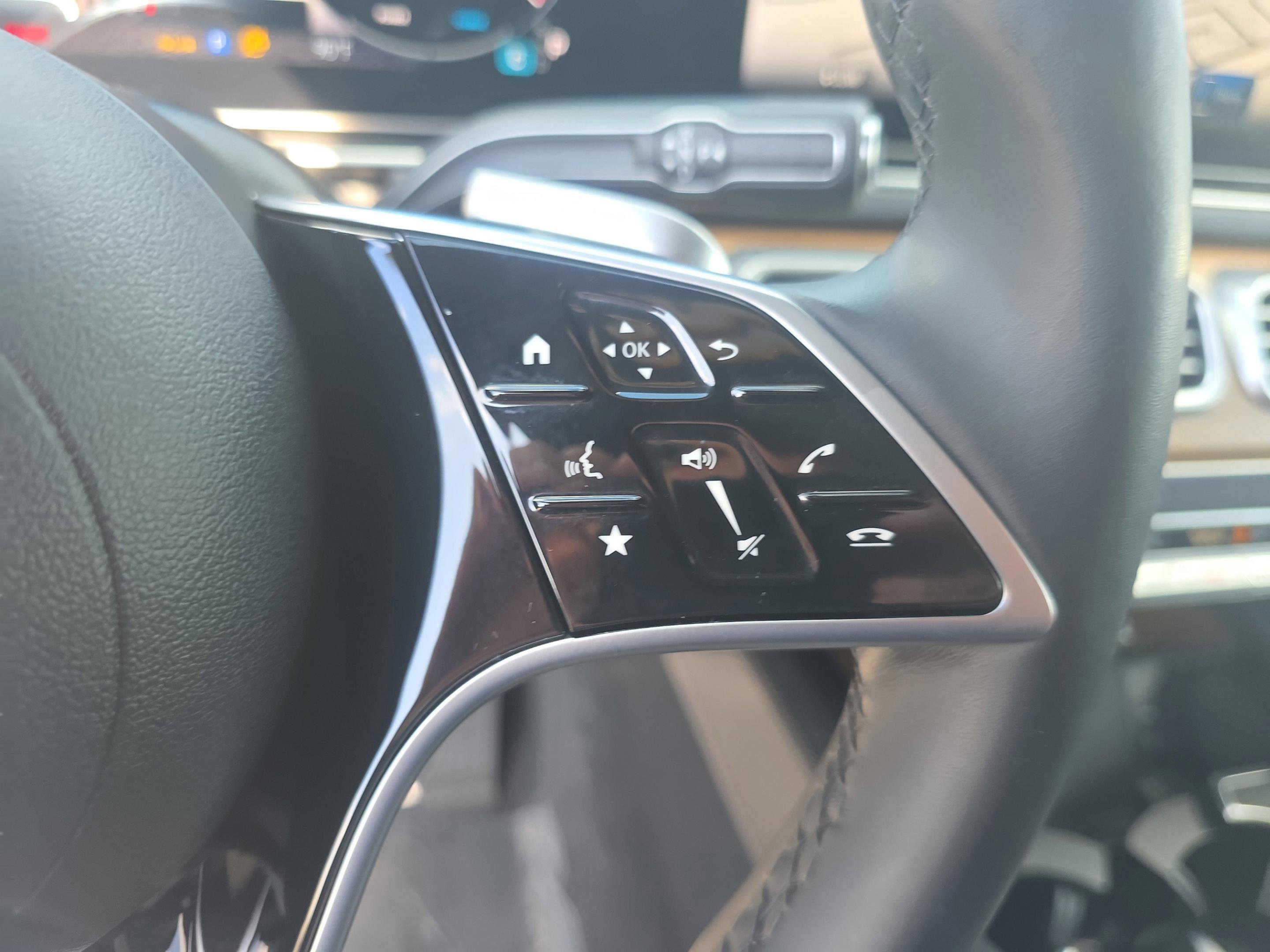 Certified 2025 Mercedes-Benz GLE 580 4MATIC image 33