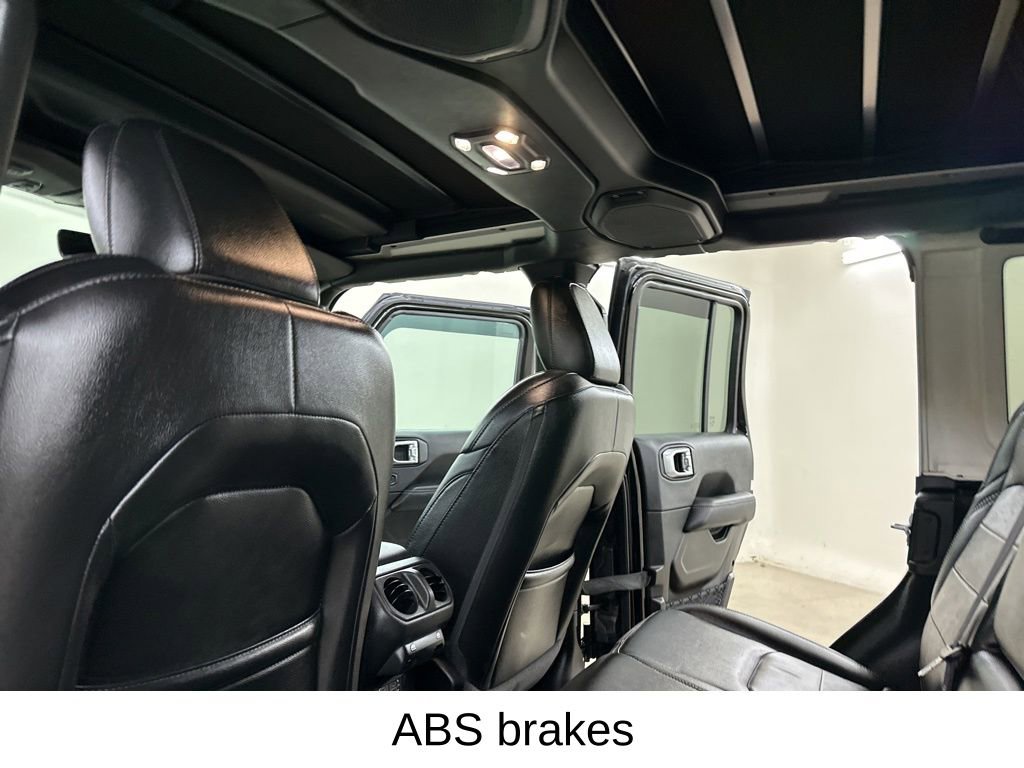 Used 2023 Jeep Wrangler Unlimited Sahara w/ Cold Weather Group image 28