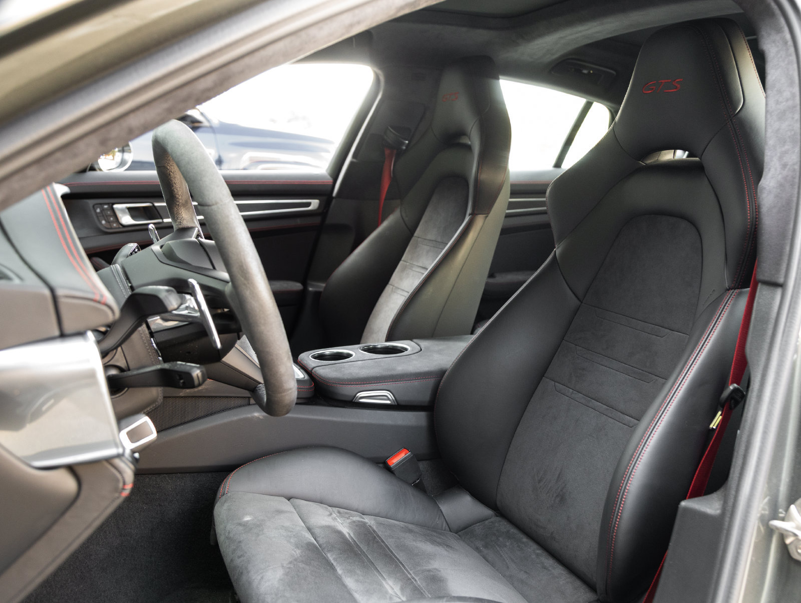 Certified 2023 Porsche Panamera GTS AWD/4WD image 5