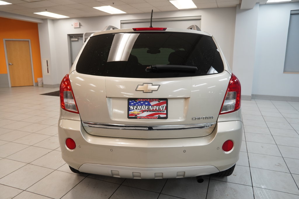 Used 2014 Chevrolet Captiva Sport LTZ FWD image 9