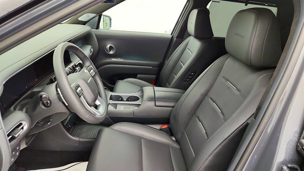 Used 2026 Hyundai Palisade Calligraphy AWD/4WD image 11