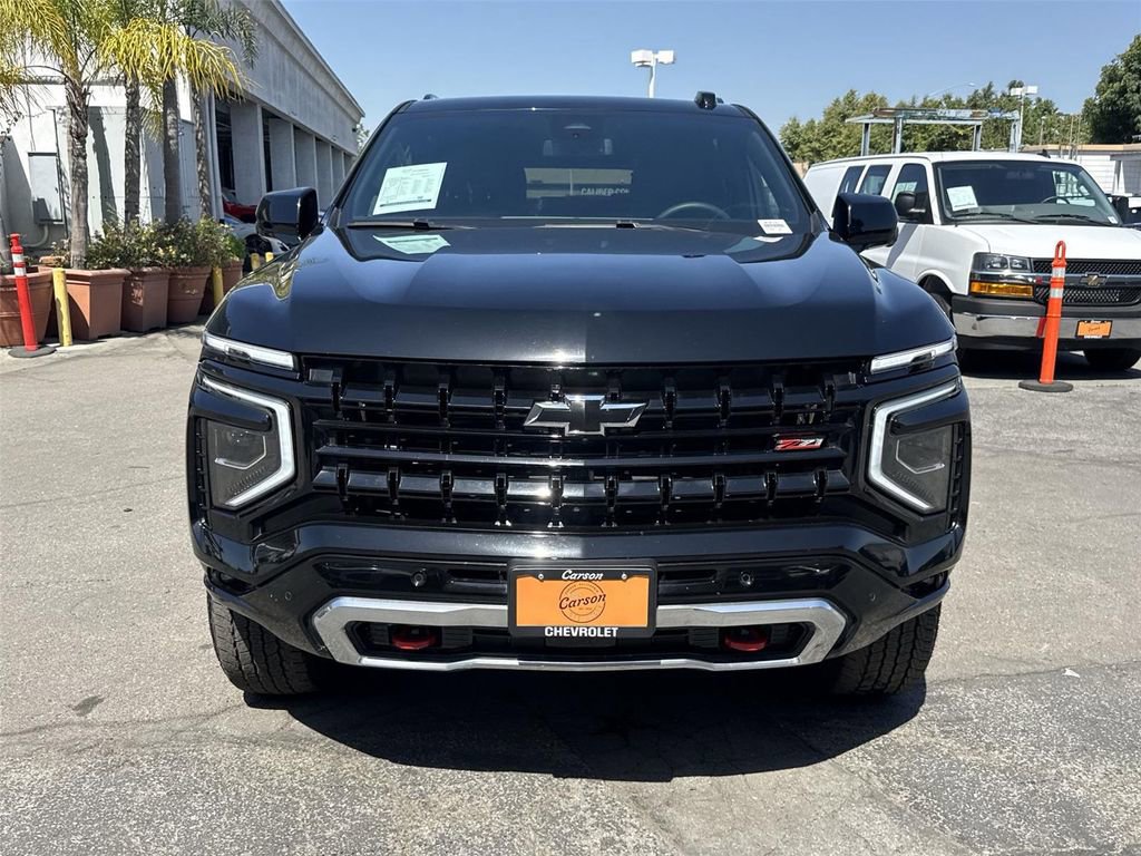 Used 2025 Chevrolet Suburban Z71 AWD/4WD image 8
