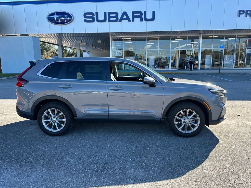 Used 2025 Honda CR-V EX-L image 2
