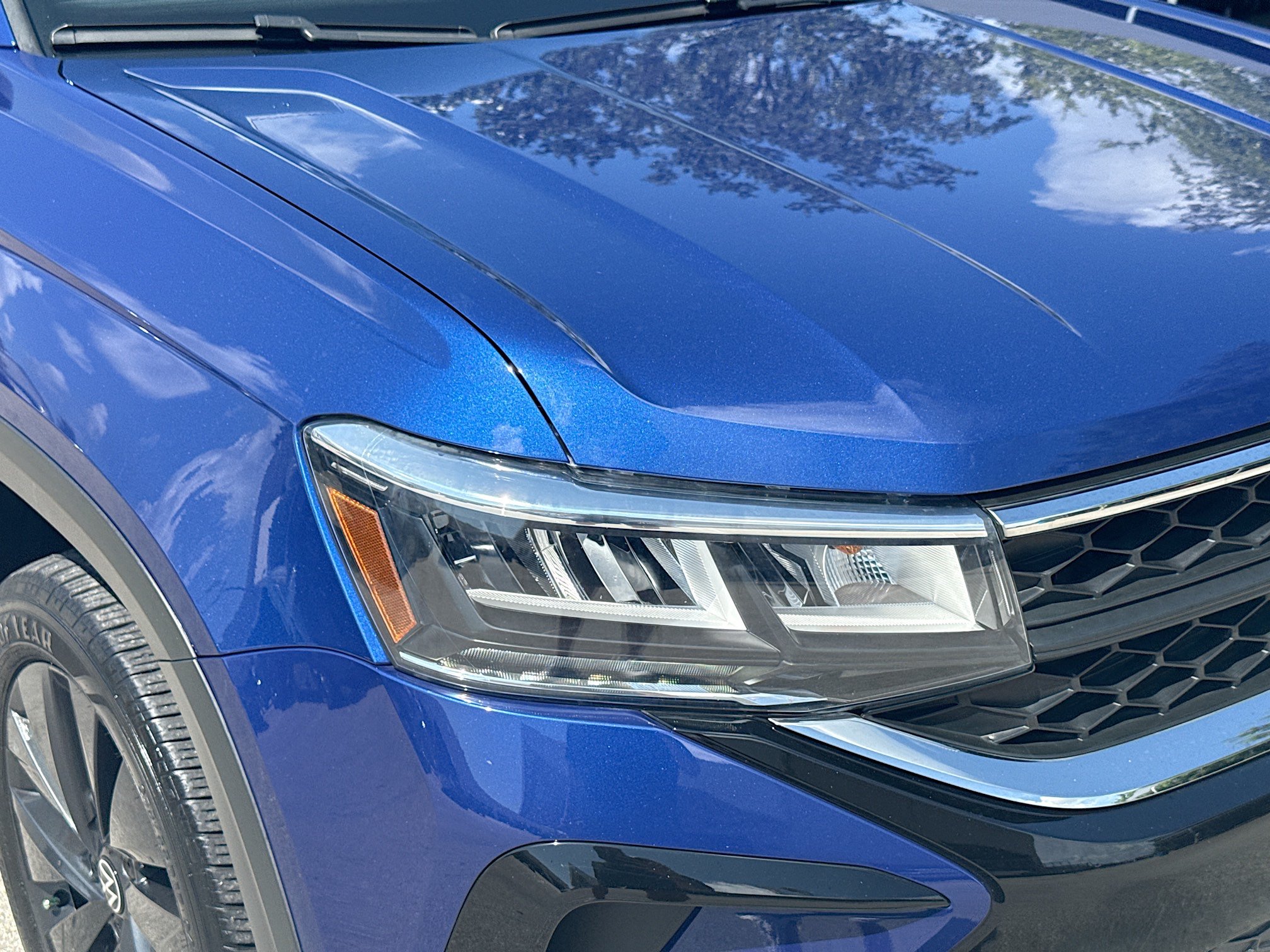 Certified 2023 Volkswagen Taos S w/ Driver Assistance Package FWD image 33