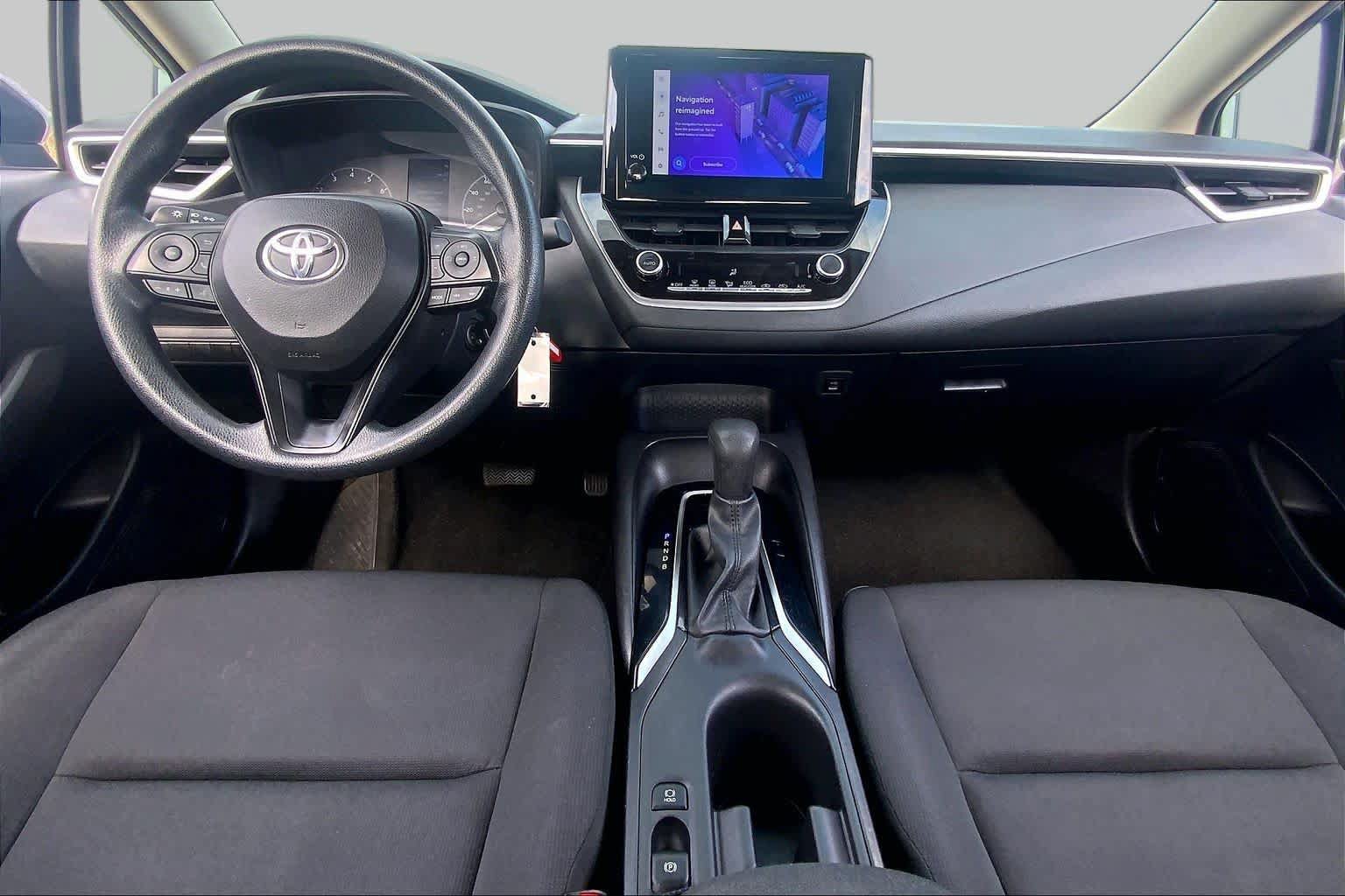 Used 2024 Toyota Corolla LE FWD image 15