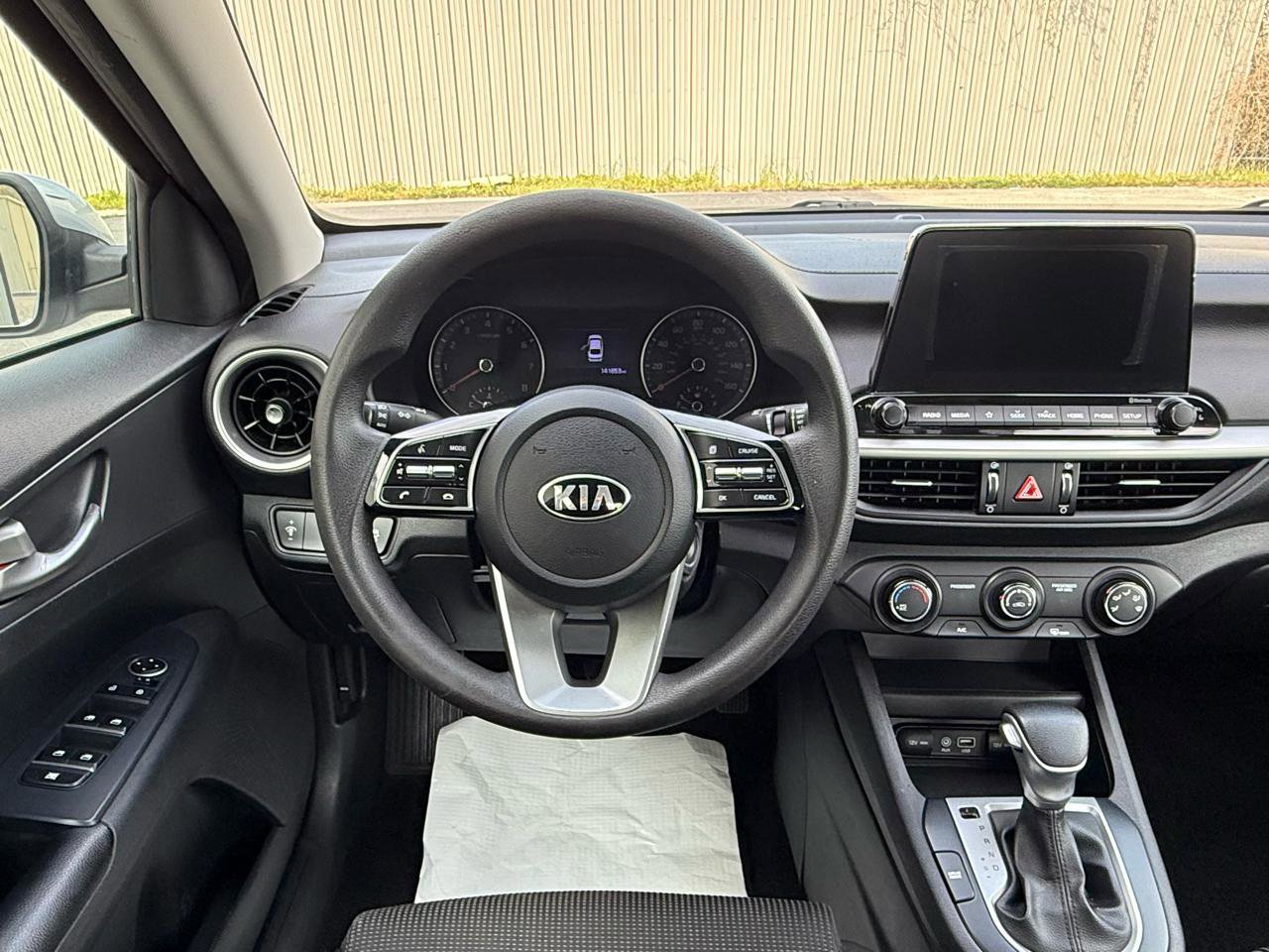 Used 2020 Kia Forte LXS FWD image 11