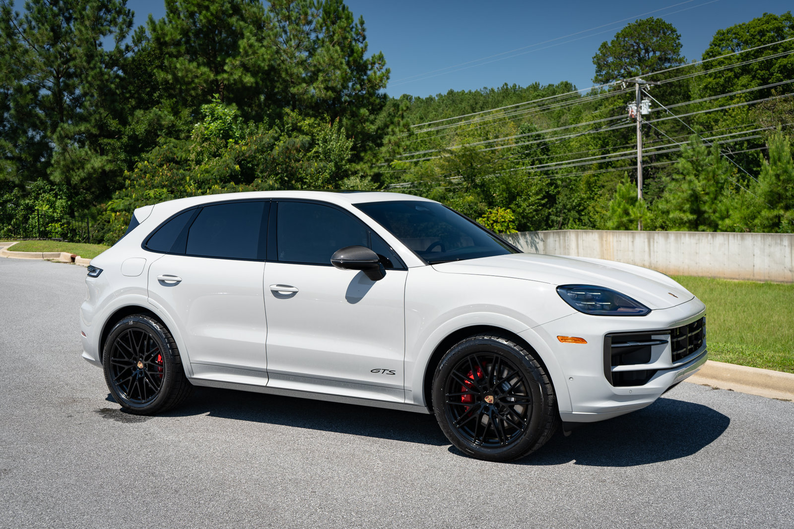 Used 2023 Porsche Cayenne GTS AWD/4WD image 27