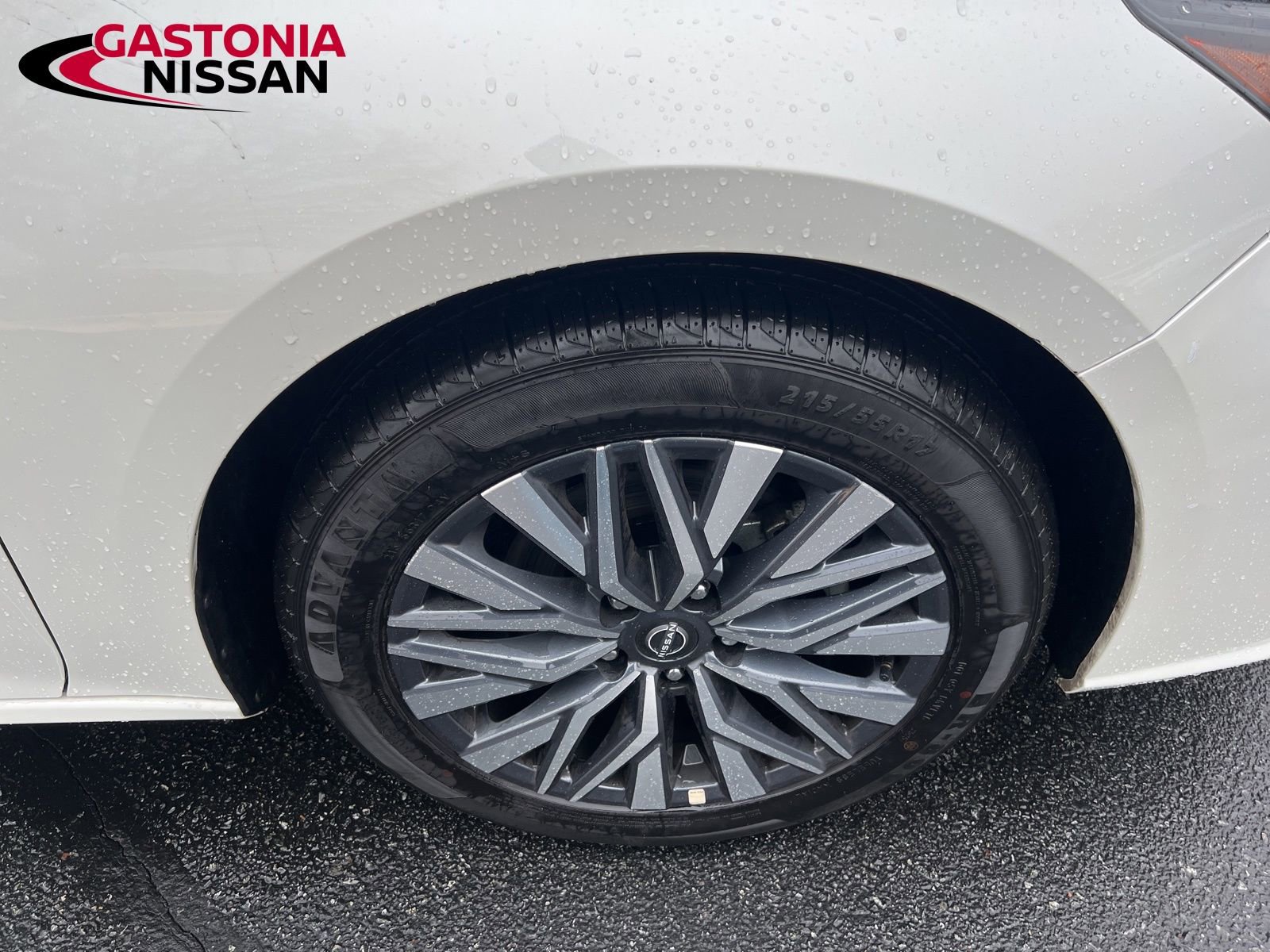 Used 2024 Nissan Altima 2.5 SV image 19