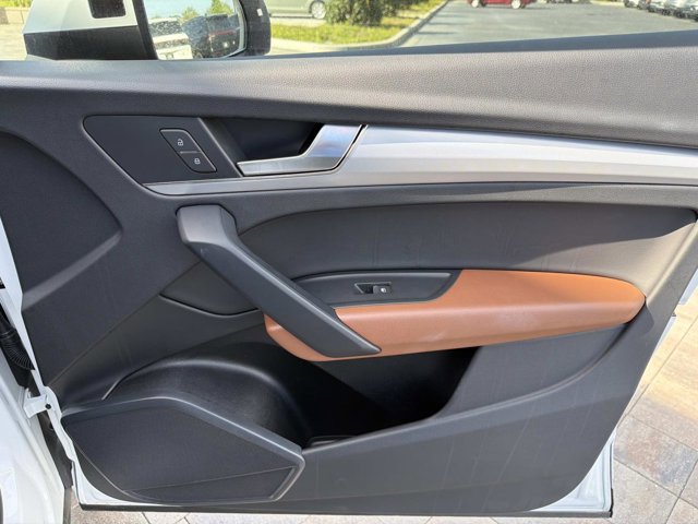 Used 2025 Audi Q5 2.0T Premium image 20