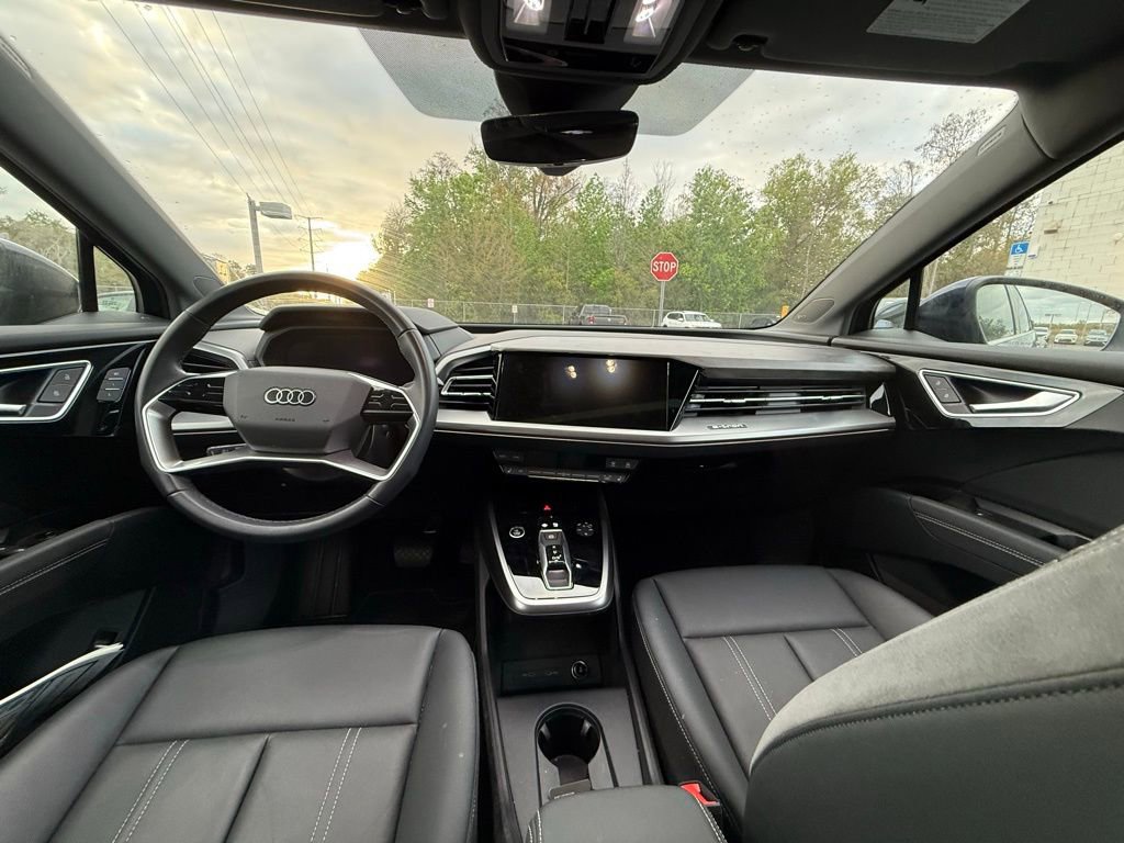 Used 2023 Audi Q4 e-tron Premium Plus w/ Premium Plus image 15