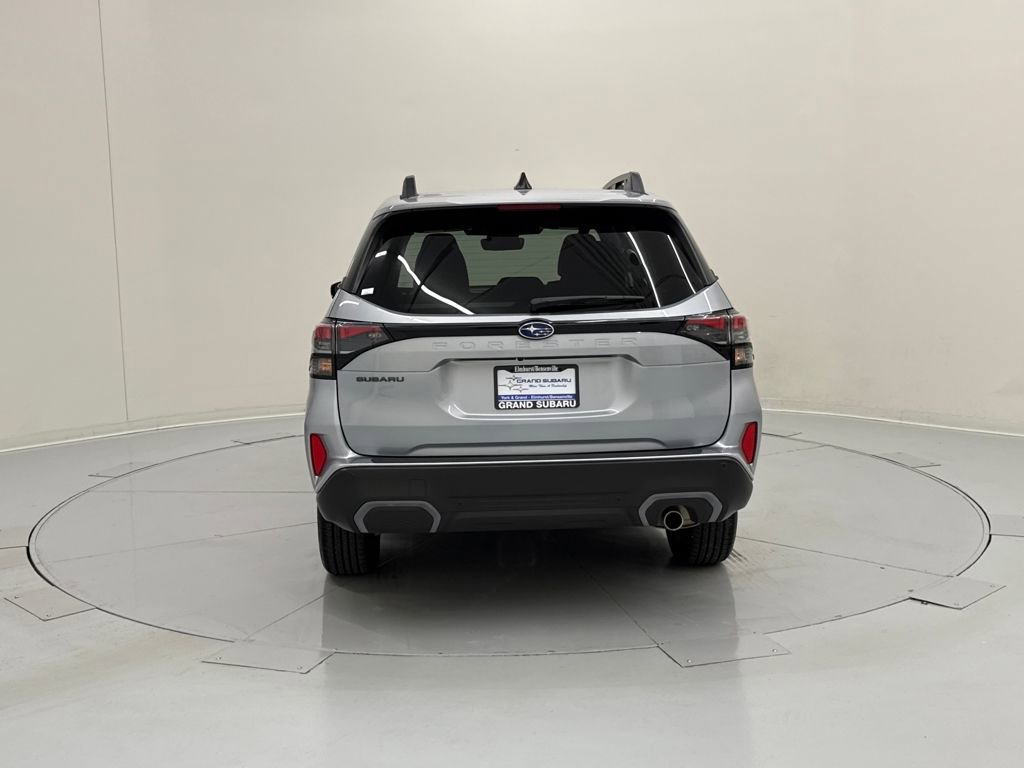 Certified 2025 Subaru Forester Limited image 4