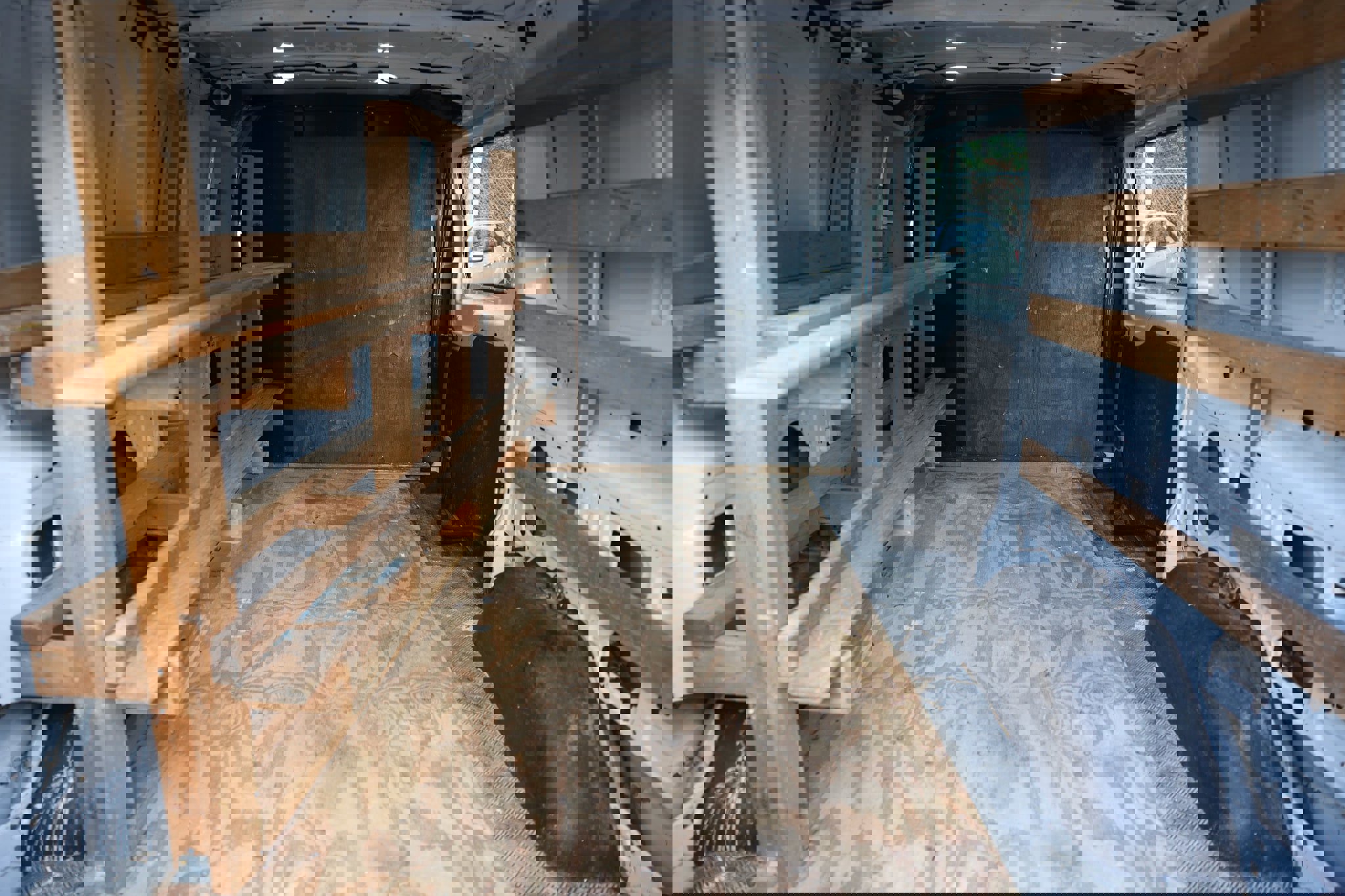 Used 2018 Ford Transit 250 130 Low Roof w/ Exterior Upgrade Package image 15