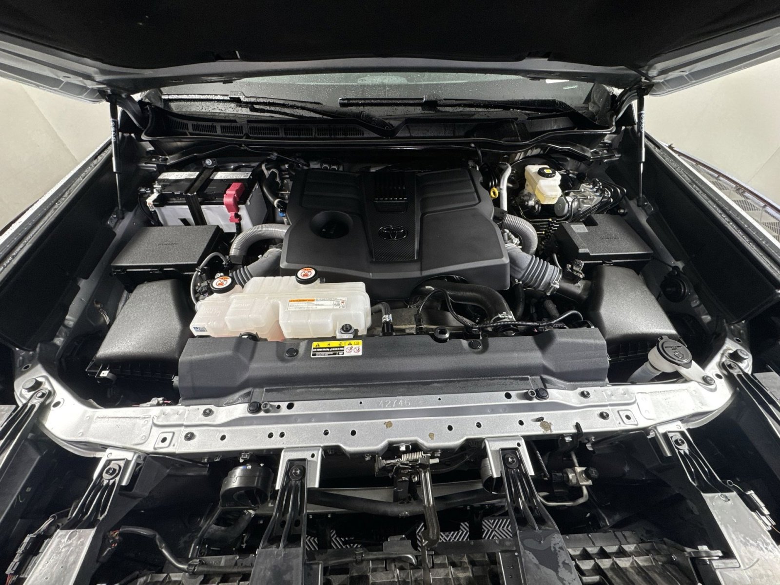 Used 2025 Toyota Tundra Limited image 29