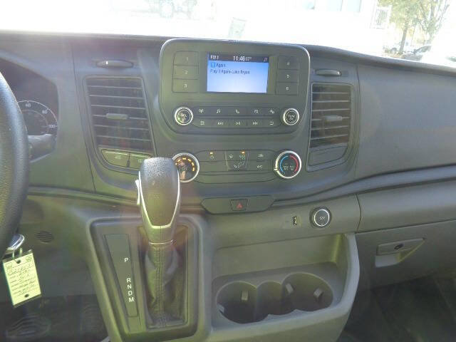 Used 2020 Ford Transit 250 Medium Roof image 15