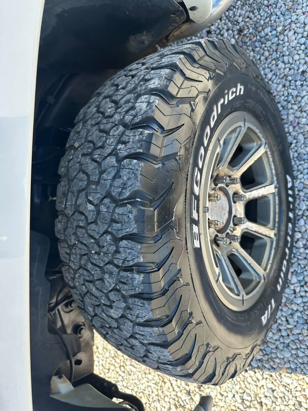 Used 2003 Chevrolet Silverado 2500 LS w/ Skid Plate Package AWD/4WD image 37