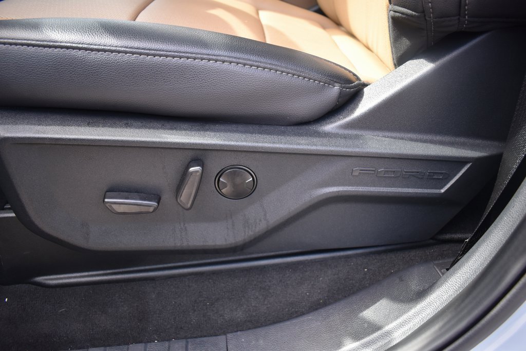Used 2025 Ford F450 Lariat w/ FX4 Off-Road Package image 23