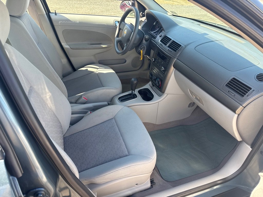 Used 2006 Chevrolet Cobalt LS image 17