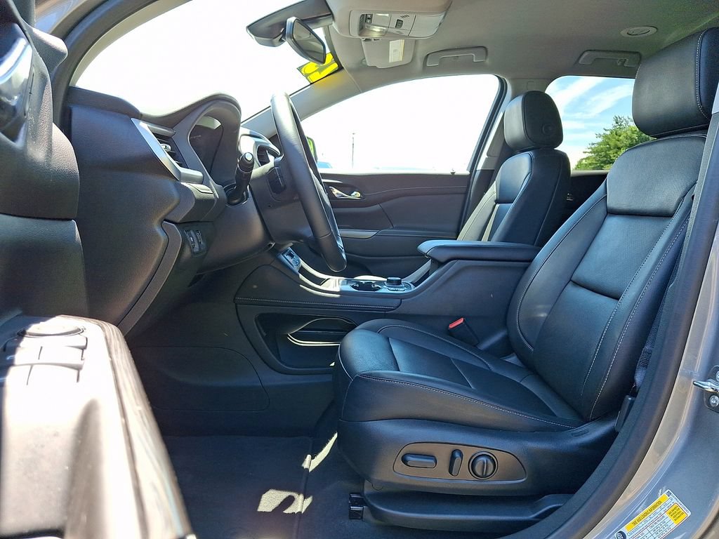 Certified 2023 GMC Acadia SLT AWD/4WD image 13