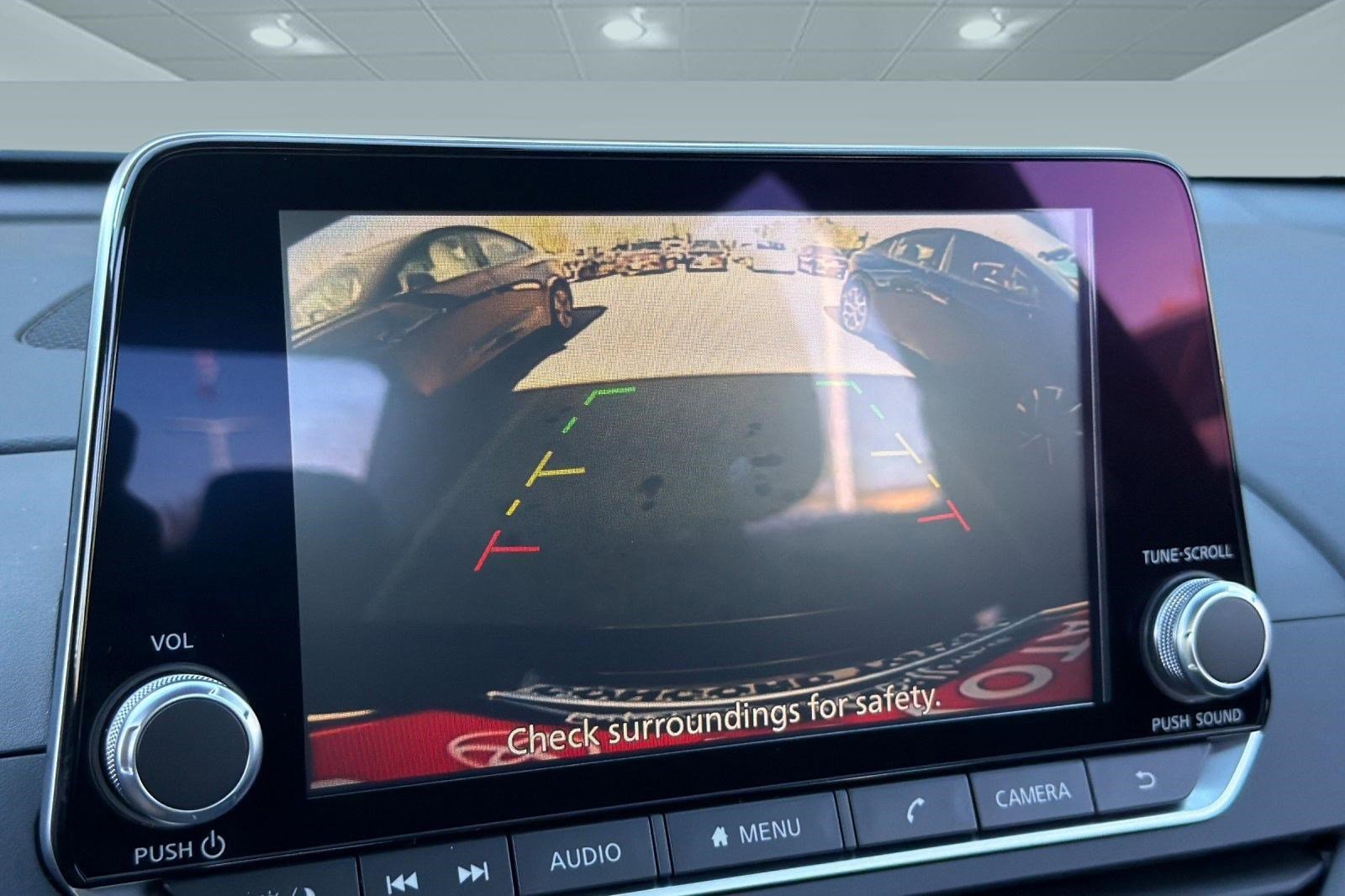 Used 2025 Nissan Altima 2.5 SV image 17