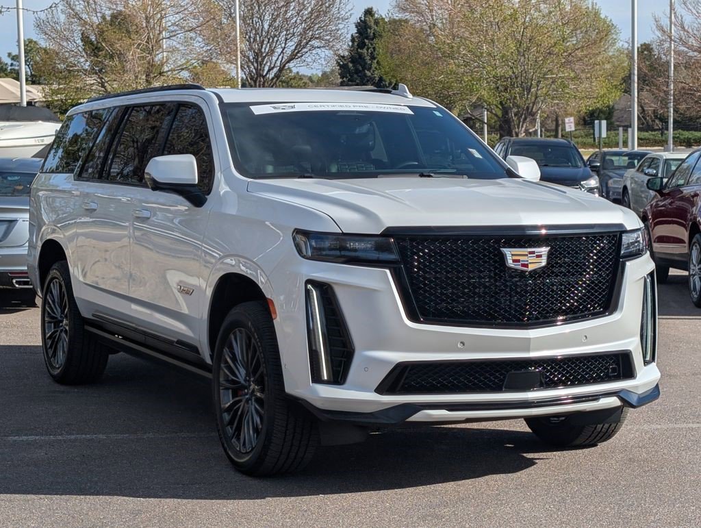 Certified 2023 Cadillac Escalade ESV V AWD/4WD image 7