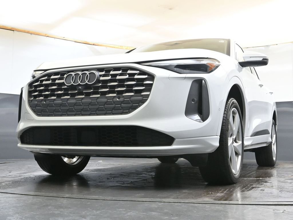 Used 2025 Audi Q5 Premium Plus w/ Premium Plus image 37