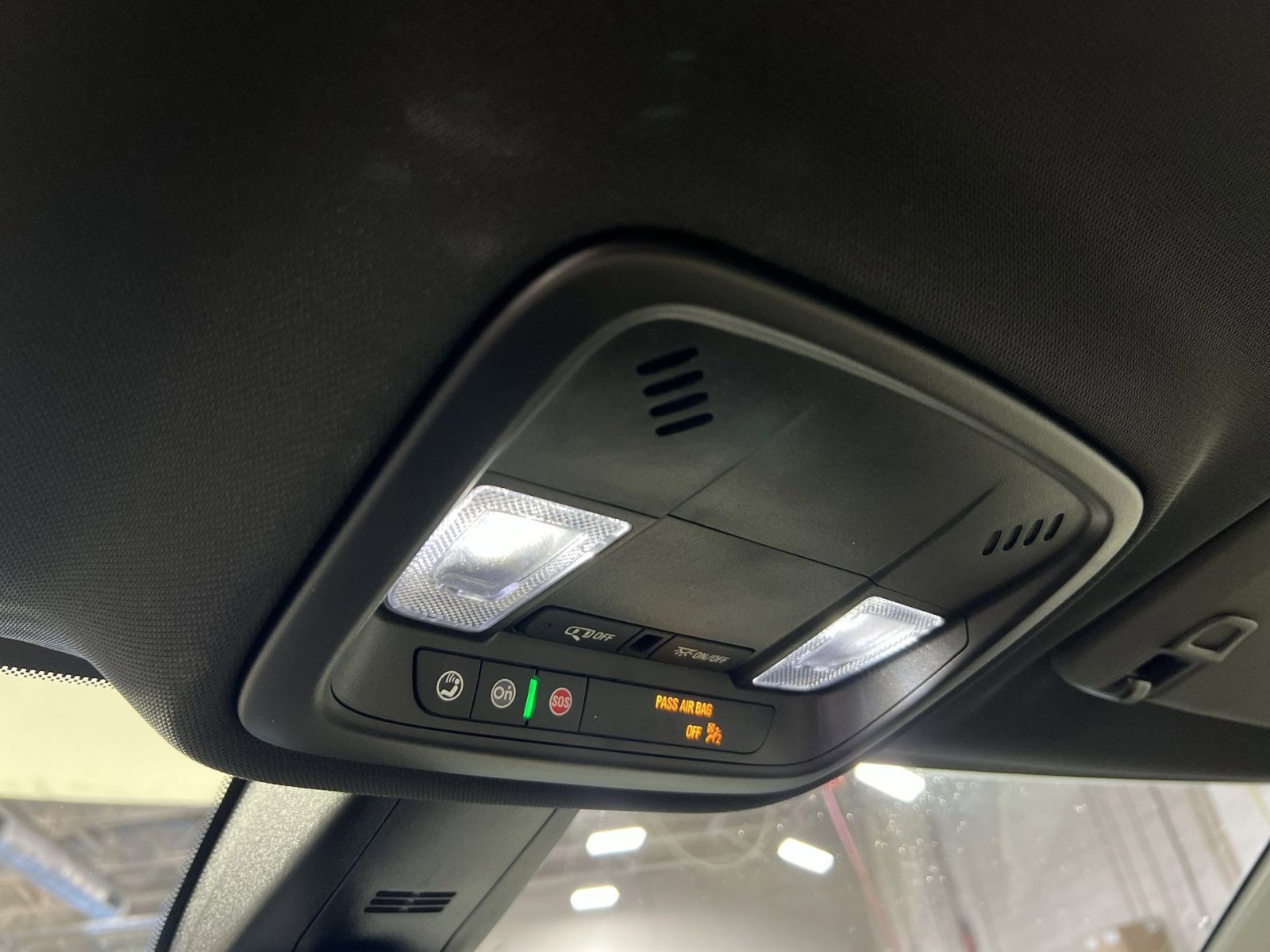 Used 2023 Chevrolet Traverse LS w/ Safety Package image 36