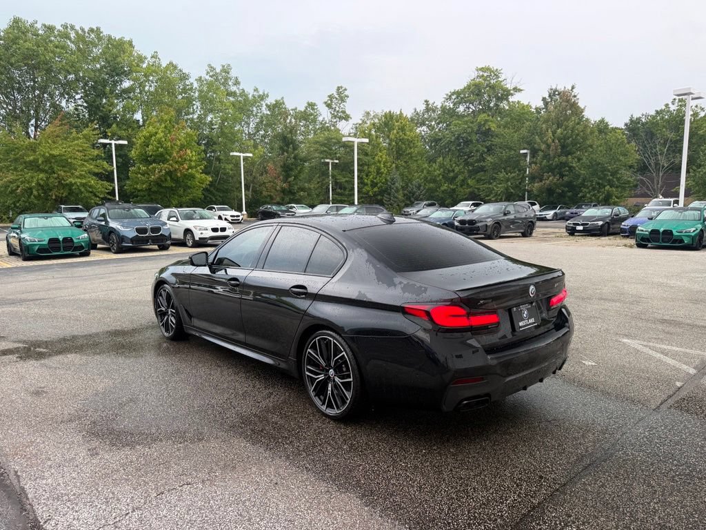 Used 2023 BMW M550i xDrive w/ Dynamic Handling Package AWD/4WD image 5