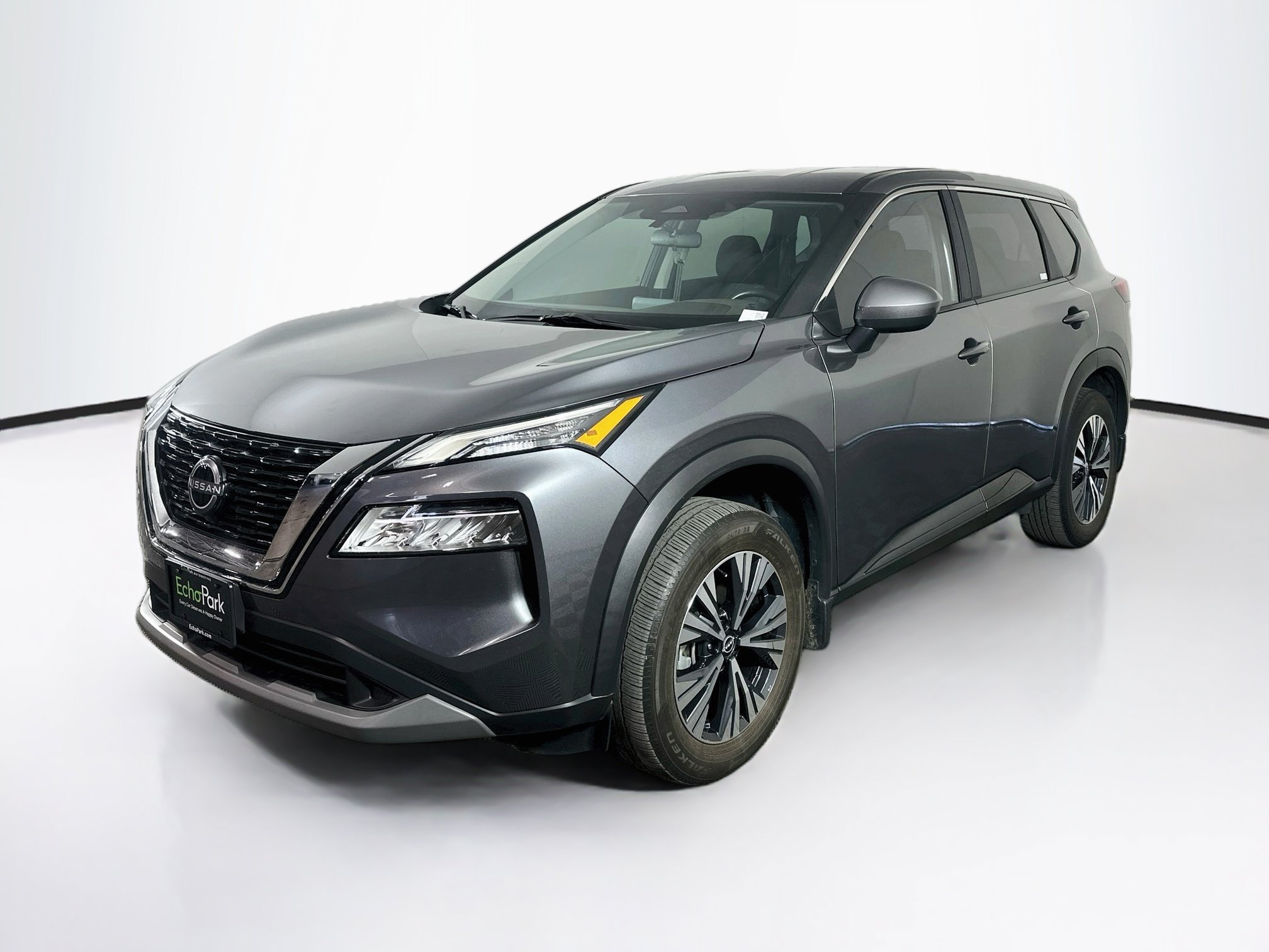 Used 2023 Nissan Rogue SV FWD image 3