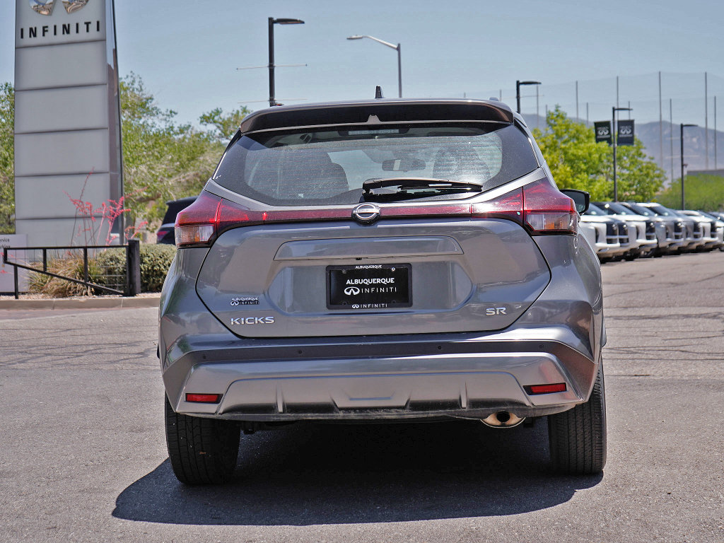 Used 2024 Nissan Kicks SR FWD image 8