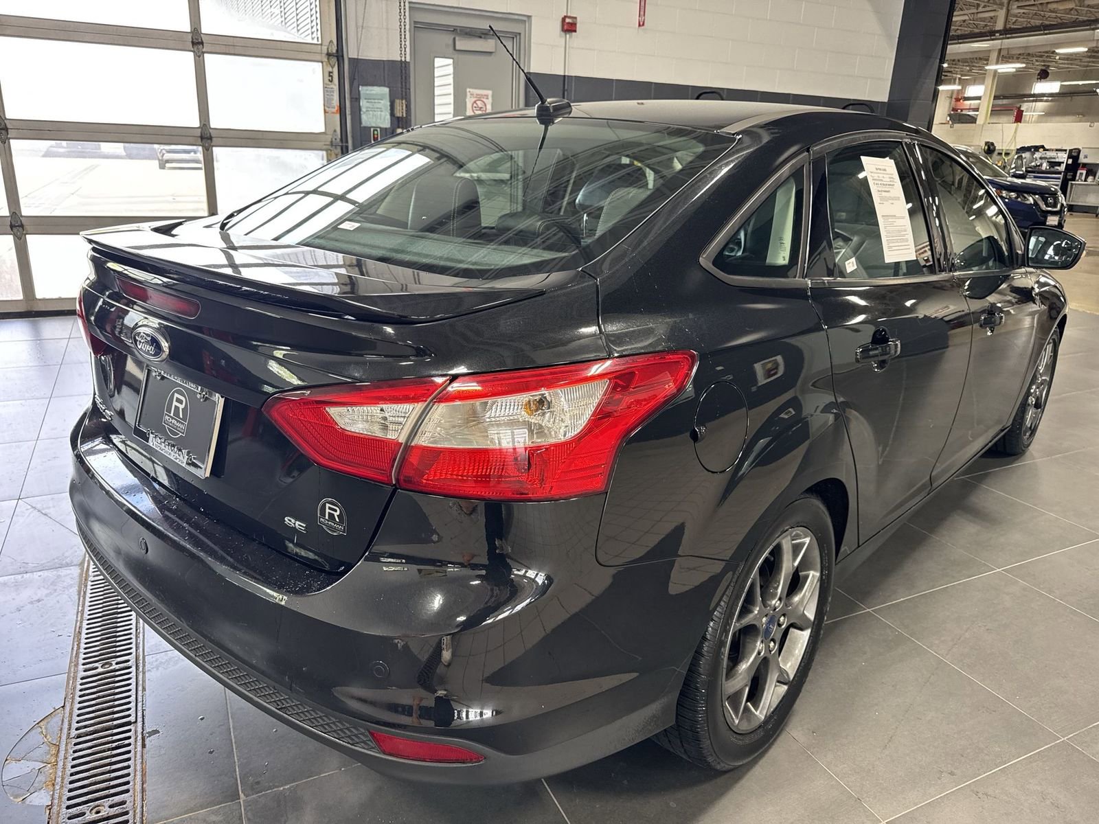 Used 2014 Ford Focus SE w/ Equipment Group 201A FWD image 39