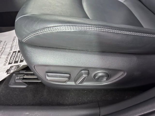 Used 2021 Toyota RAV4 XLE Premium image 21