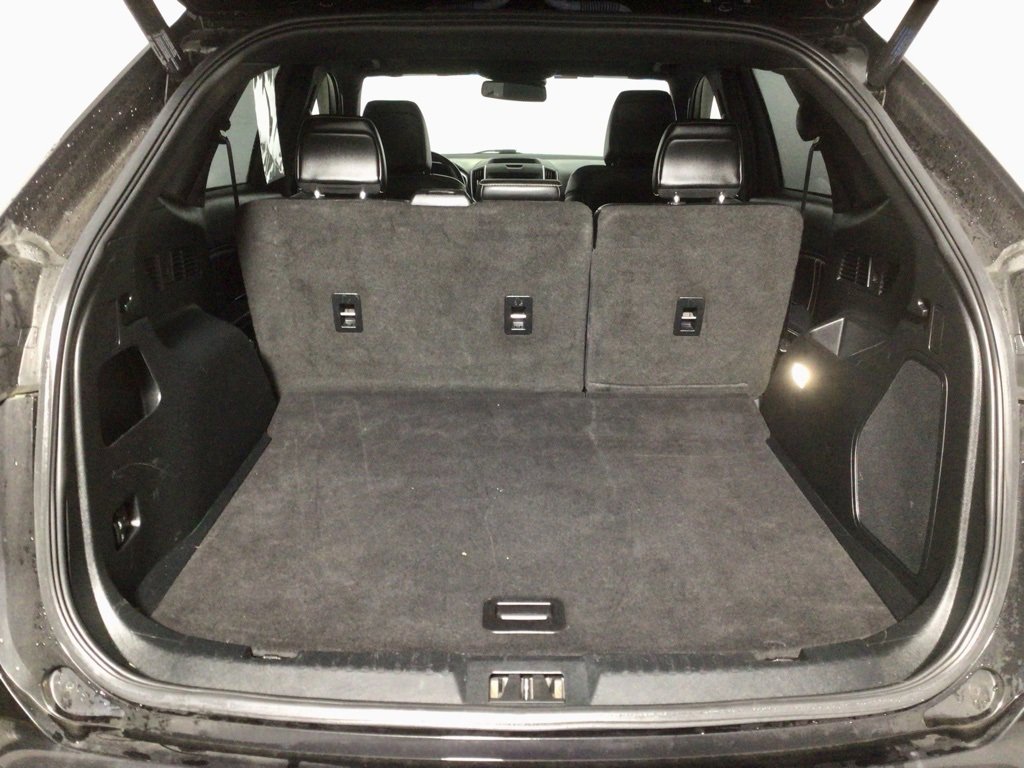 Used 2020 Ford Edge ST w/ Equipment Group 401A image 25