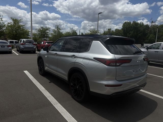 Used 2025 Mitsubishi Outlander SEL Black Edition AWD/4WD image 14