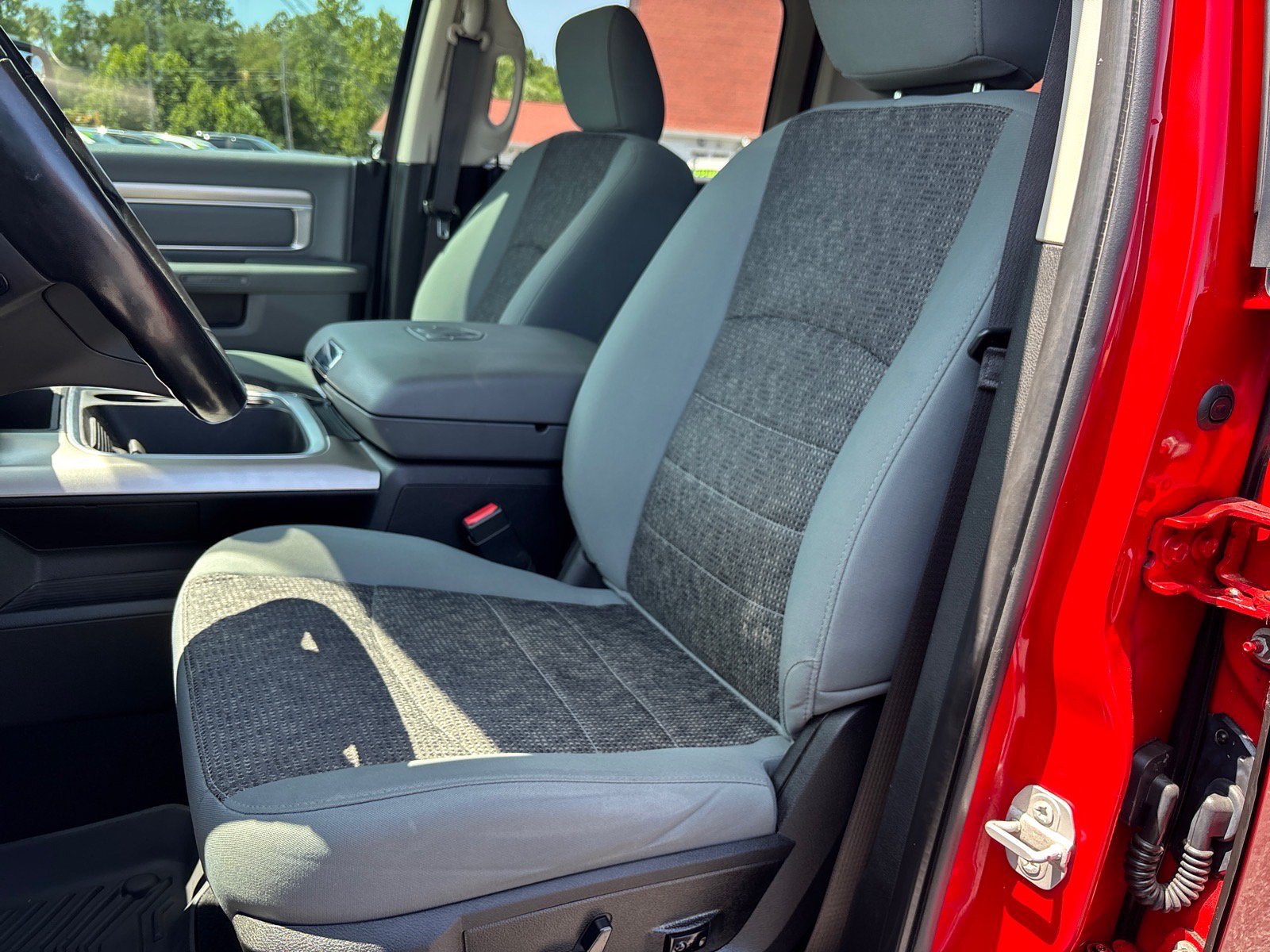 Used 2019 RAM 1500 Warlock AWD/4WD image 15