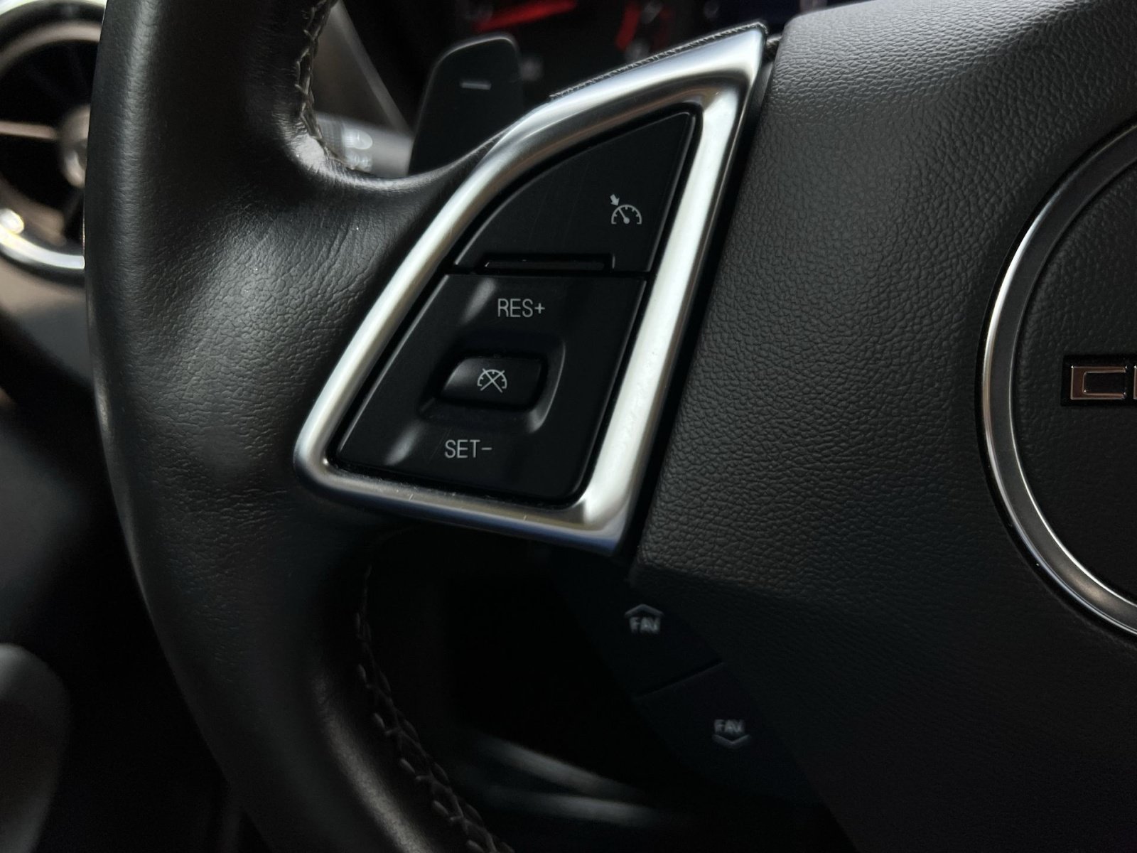 Used 2020 Chevrolet Camaro LS RWD image 24