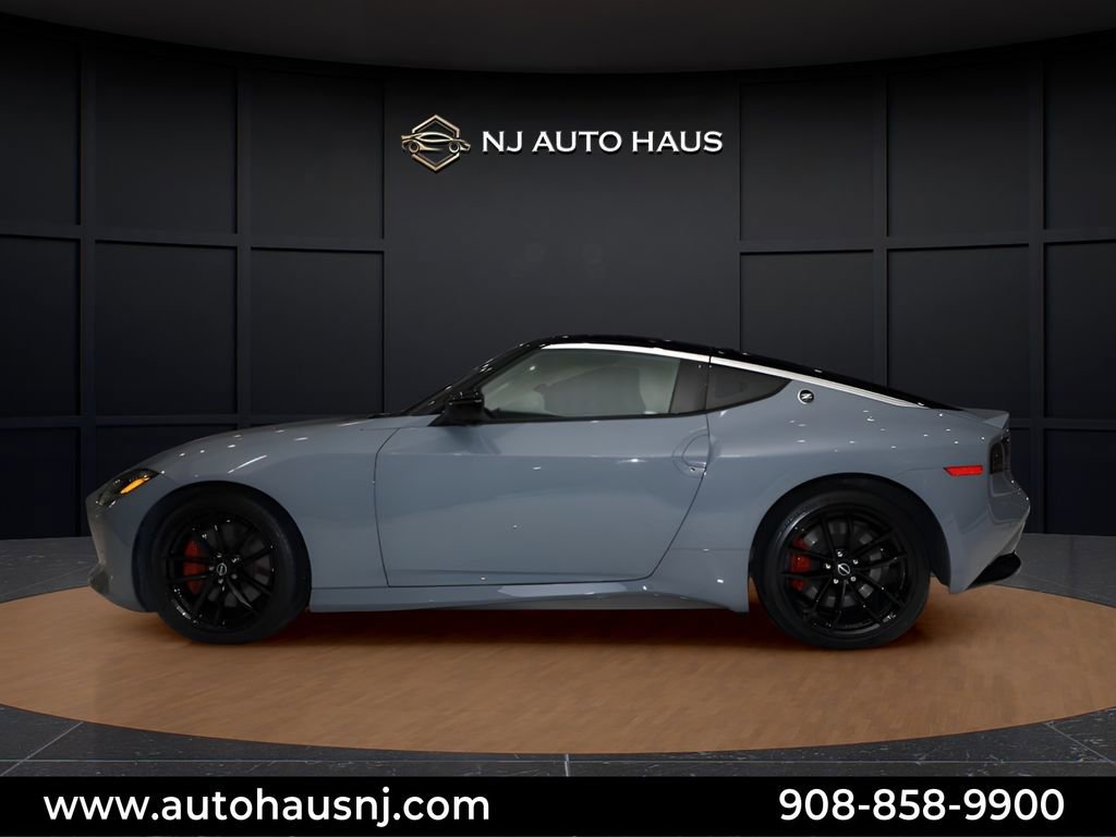 Used 2024 Nissan Z Performance w/ Floor Mat Package image 5