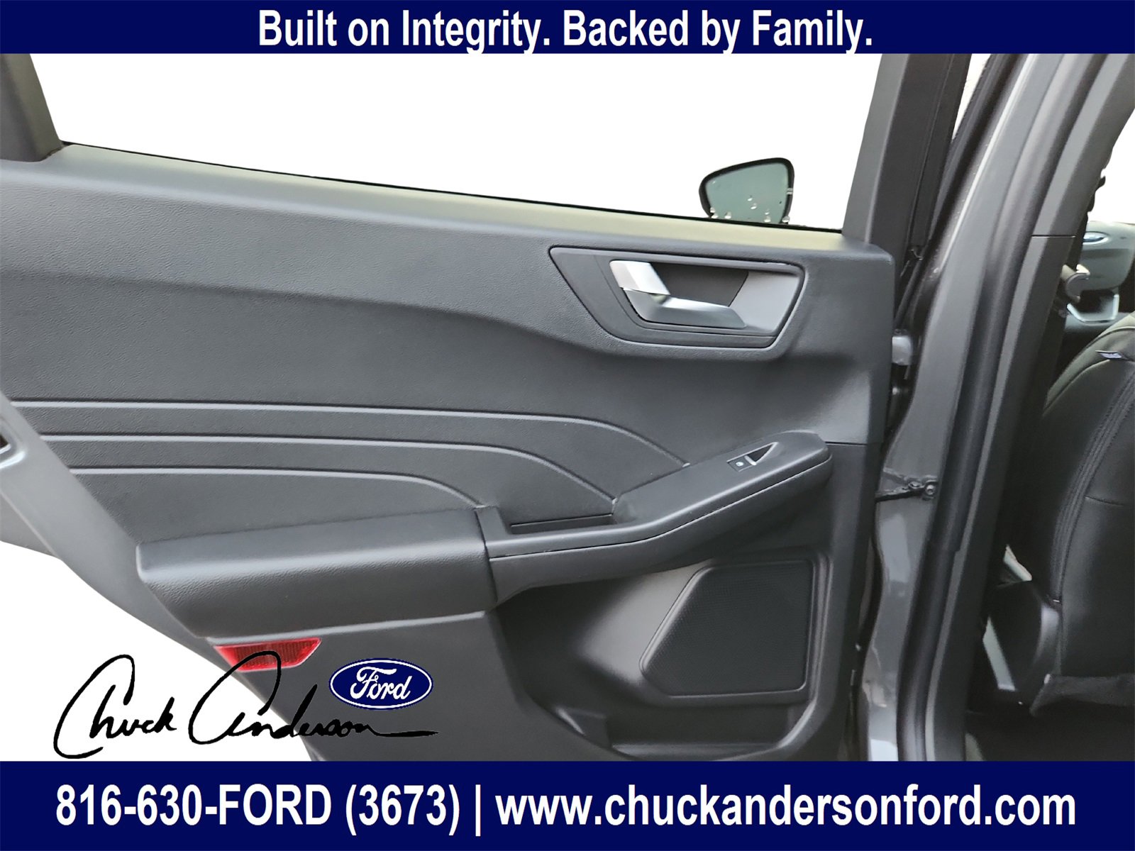 New 2026 Ford Escape ST-Line Select w/ Equipment Group 401A image 21