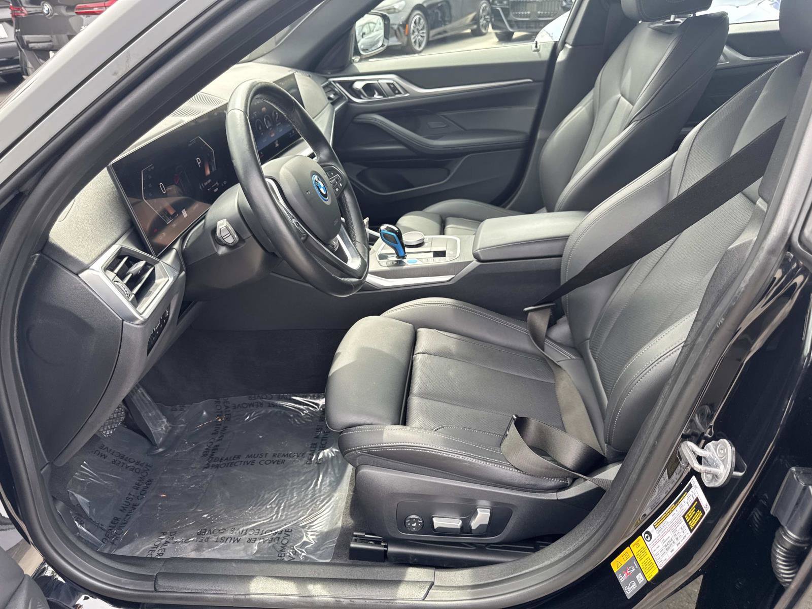 Used 2023 BMW i4 eDrive35 w/ Premium Package RWD image 9