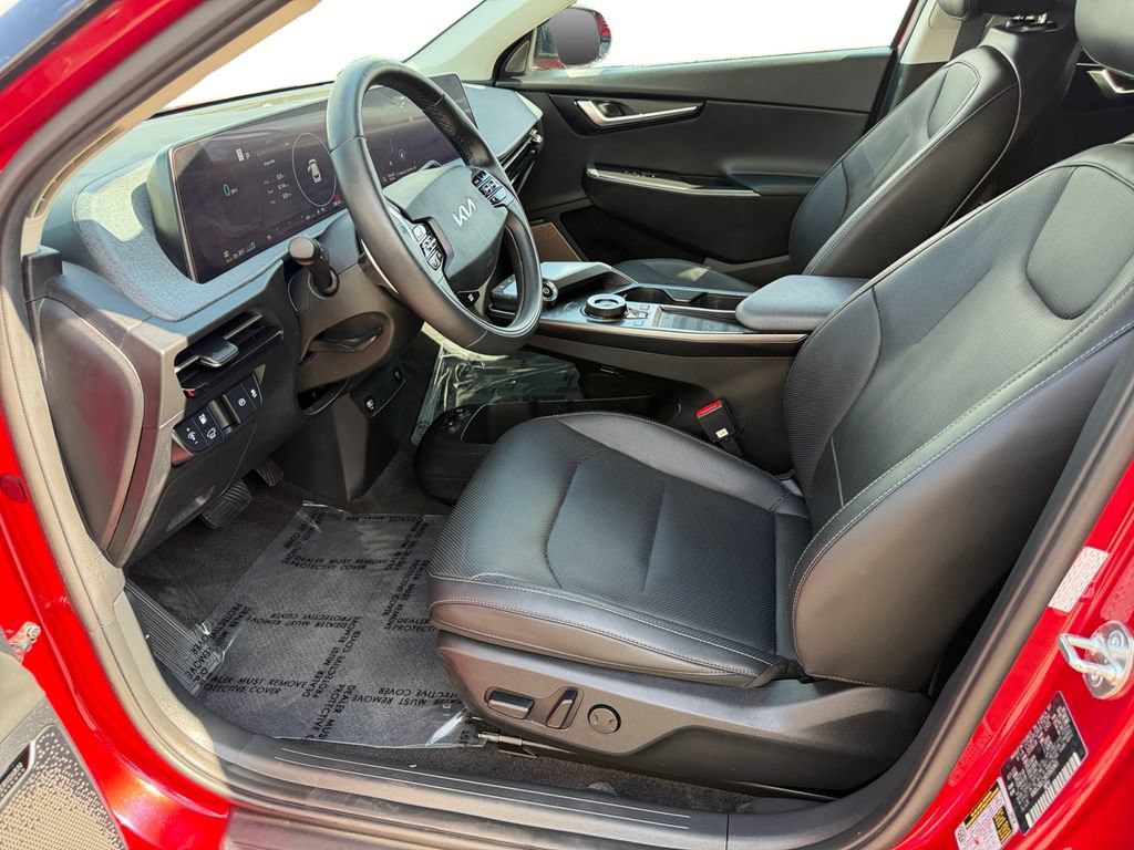 Used 2024 Kia EV6 Wind w/ Wind Technology Package AWD/4WD image 16