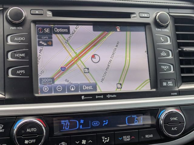 Used 2019 Toyota Highlander XLE image 24