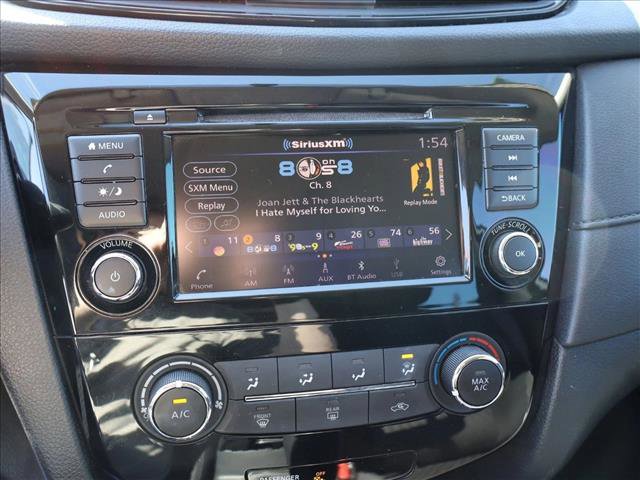 Used 2018 Nissan Rogue S image 17